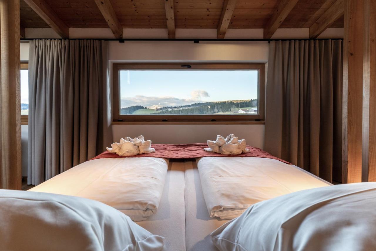 Forstgut - Premium Waldchalets Und Lodge Suiten Regen Dış mekan fotoğraf