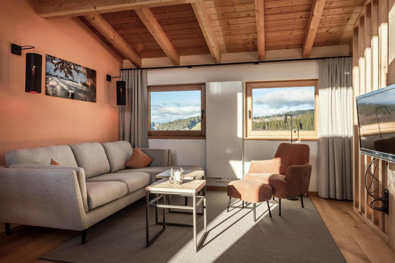 Forstgut - Premium Waldchalets Und Lodge Suiten Regen Dış mekan fotoğraf