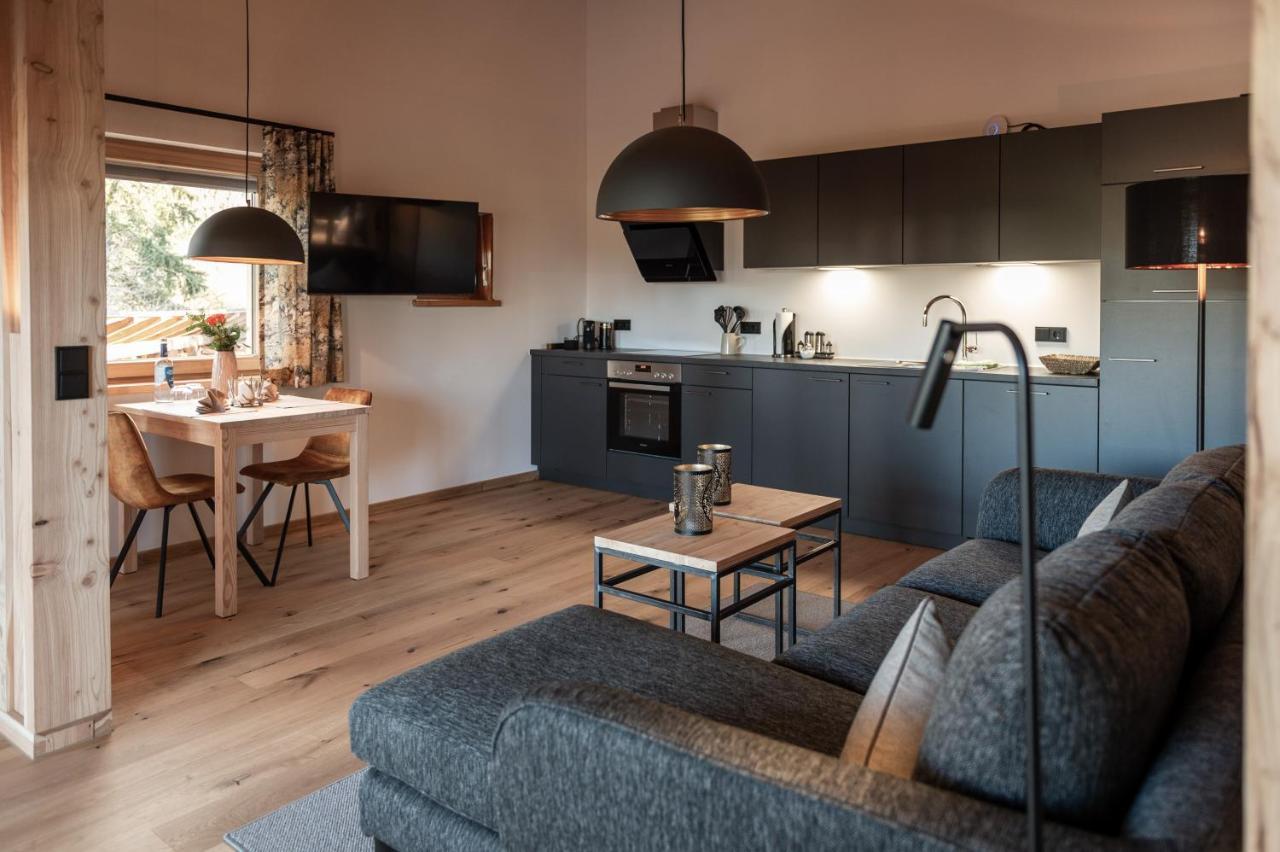 Forstgut - Premium Waldchalets Und Lodge Suiten Regen Dış mekan fotoğraf