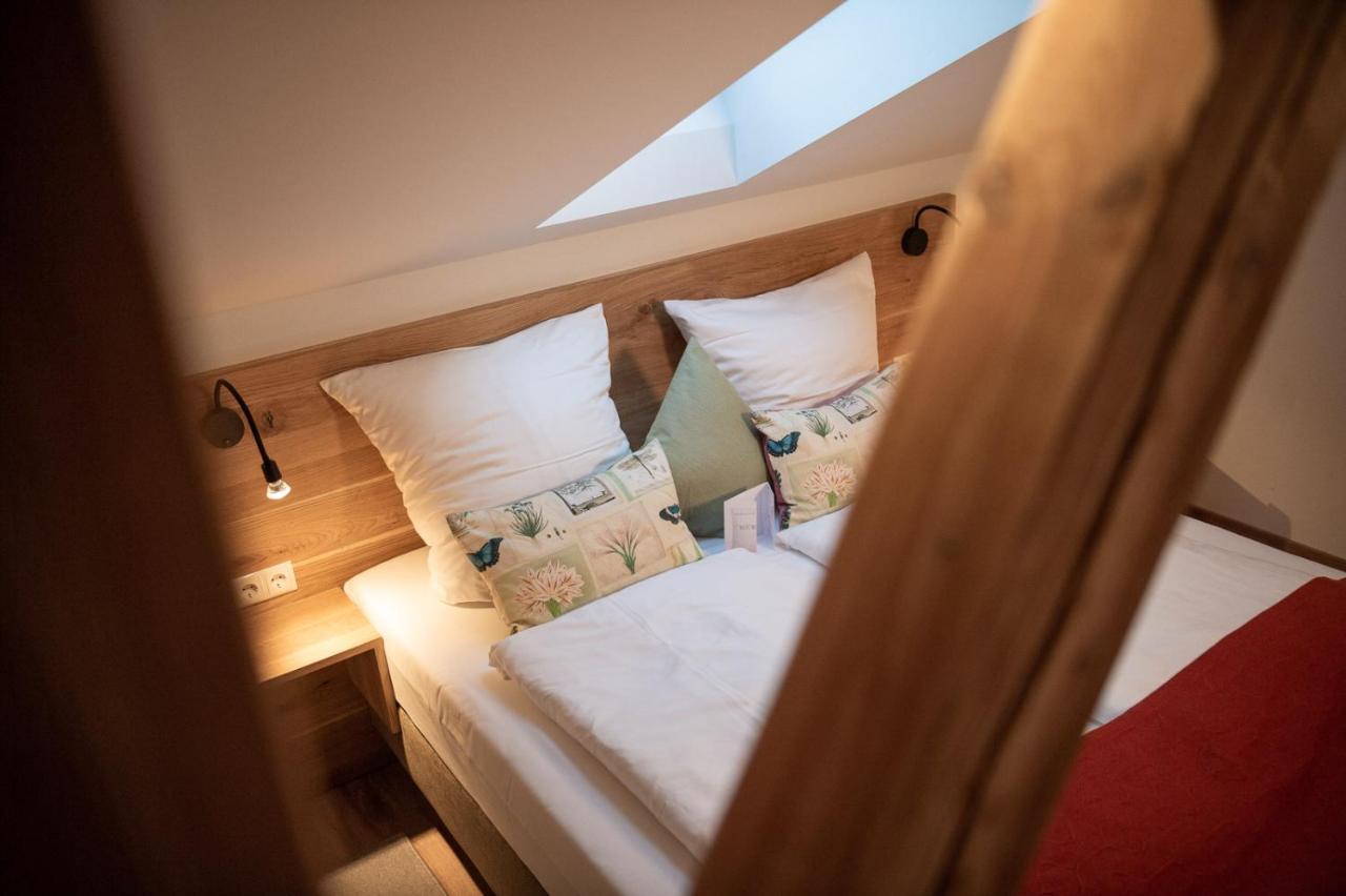 Forstgut - Premium Waldchalets Und Lodge Suiten Regen Dış mekan fotoğraf